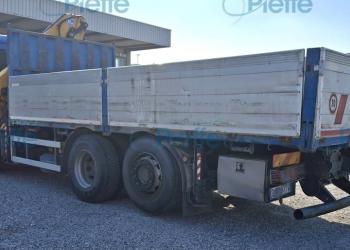 MAN TGS 26.400 PIANALE CON GRU EFFER