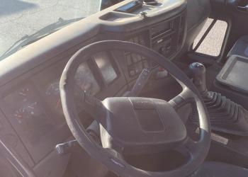 VOLVO FL6 250 CV., CASSONE PIANALE 8.50 MT.