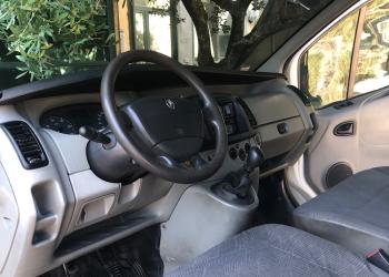 RENAULT TRAFIC 1.9 DIESEL VAN YEAR 2005