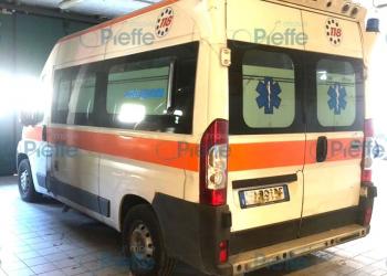 AMBULANZA SU FIAT DUCATO - NON FUNZIONANTE