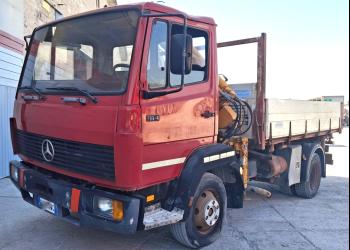 MERCEDES 814 RIBALTABILE TRILATERALE CON GRU EFFER 4000, 2 SFILI + JIB 1 SFILI
