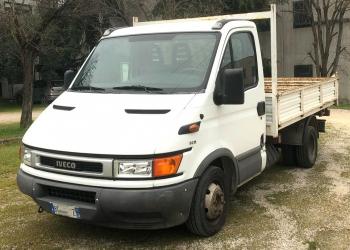 Fiat Iveco Daily ribalt. trilaterale, ANNO 1999