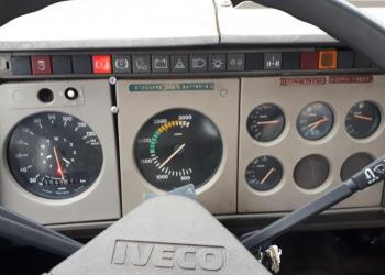 Iveco 115-17 , 104.000 km, ribaltabile trilaterale