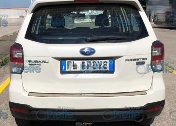 SUBARU FORESTER AWD SUV CAR - TOW HOOK
