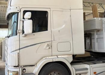Scania R 124 420 tractor unit