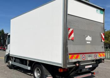 IVECO EUROCARGO 120E22 CON SPONDA POSTERIORE