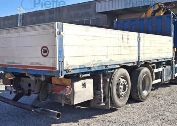 MAN TGS 26.400 PIANALE CON GRU EFFER