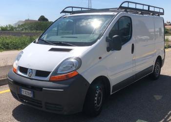 RENAULT TRAFIC 1.9 DIESEL VAN YEAR 2005