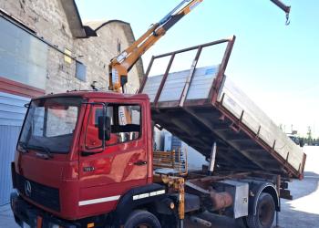 MERCEDES 814 RIBALTABILE TRILATERALE CON GRU EFFER 4000, 2 SFILI + JIB 1 SFILI