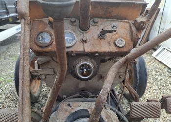 Trattore gommato OM 512 SUPER