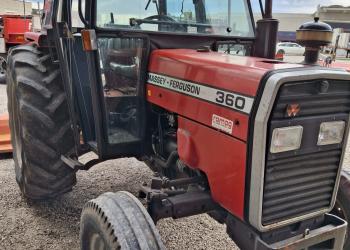 Trattore gommato Massey Ferguson MF 360