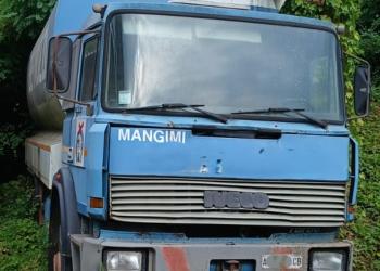 Iveco 190-26, cisterna mangimi