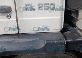 VOLVO FL6 250 CV., CASSONE PIANALE 8.50 MT.