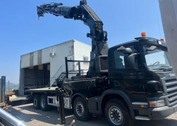 SCANIA P360 8X2 CON GRU PM85, ANNO 2011