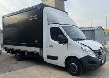 RENAULT MASTER CENTINATO CON SPONDA IDRAULICA