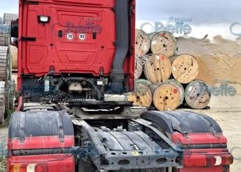 TRATTORE STRADALE MERCEDES-BENZ ACTROS 1851