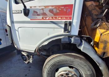 MERCEDES-BENZ 1826 SK - RIBALTABILE TRILATERALE - INCIDENTATO