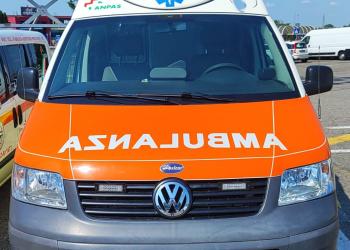 AMBULANZA VW TRANSPORTER 2.5 TDI -  T5 4X4