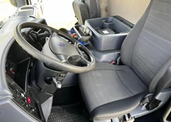 SCANIA P360 8X2 CON GRU PM85, ANNO 2011