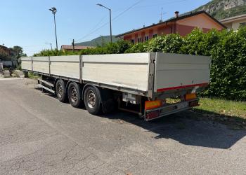SEMIRIMORCHI PIANALI / APERTI DI VARIE LUNGHEZZE