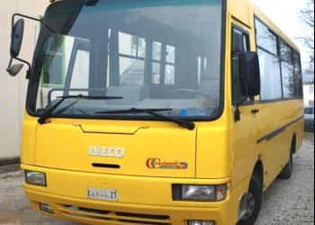 SCUOLABUS IVECO CACCIAMALI 1999 42 POSTI