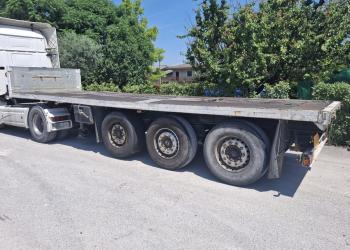 Cardi semi-trailer, 8.5m length, model 39S3 SPB, year 2004.