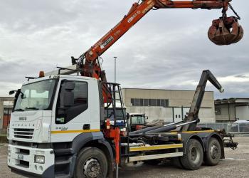 IVECO STRALIS 360 SCARRABILE CON GRU