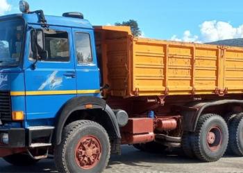 IVECO 330-35 , KM 375.000, 1984 , RIBALTABILE TRILATERALE
