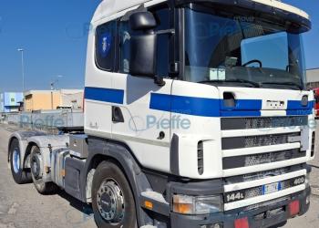 Trattore stradale Scania R 144 L 460