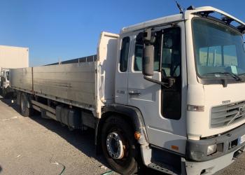 VOLVO FL6 250 CV., CASSONE PIANALE 8.50 MT.
