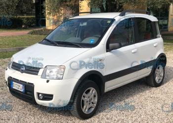 FIAT PANDA CLIMBING 4X4 PER NEOPATENTATI