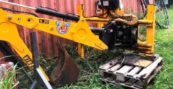 BACKHOE ARM FOR TRACTOR