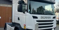 Scania R450 road tractor