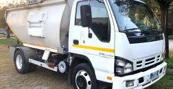 ISUZU NQR 75, COMPATTATORE